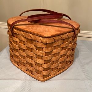 Amish homemade dual pie carrier